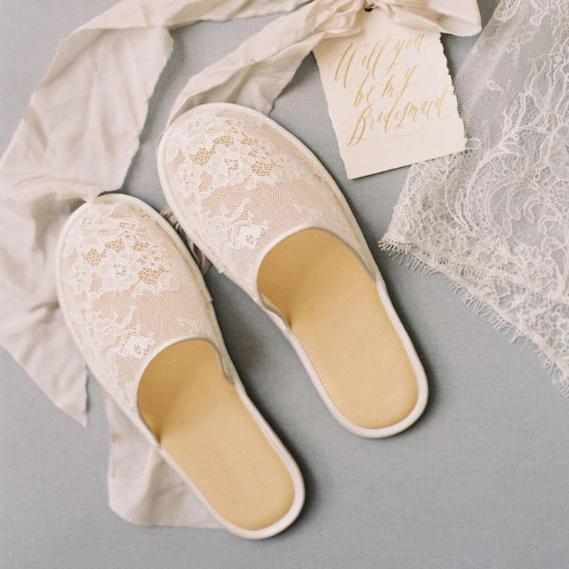 2025 New Arrival Women's Microfiber Slipper Shoes White Color Comfortable Summer Indoor Slippers Ladies Girls Rubber Material