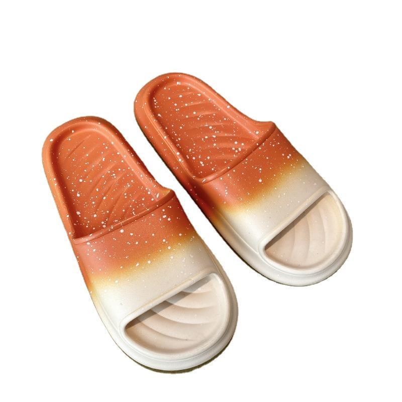 New Gradient Slippers for Women Summer Shoes Beach Sandals for Women and Ladies Anti Slip Outdoor Cute Home Slides Slippers