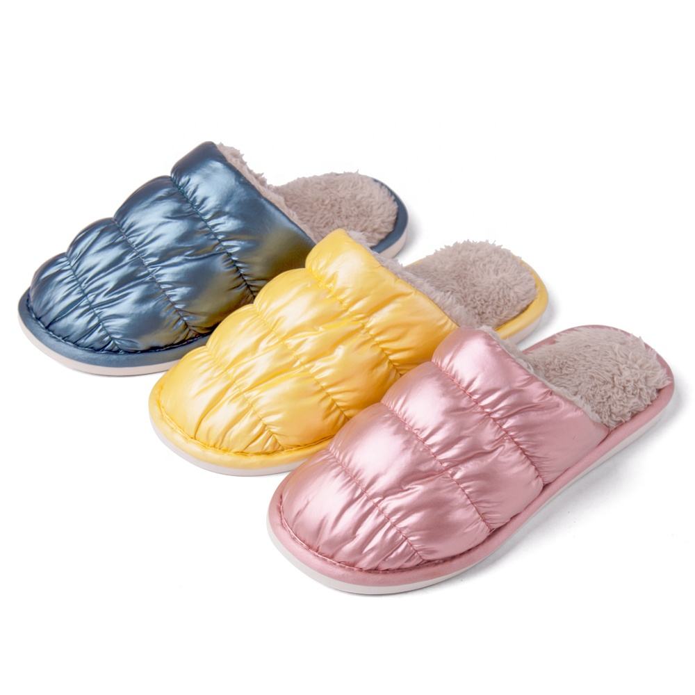 Women Shoes Cloud Slides for Women Rubber Shoes House Pillow Slippers Non-Slip Soft Sandals Shoes Light Relax Sandals