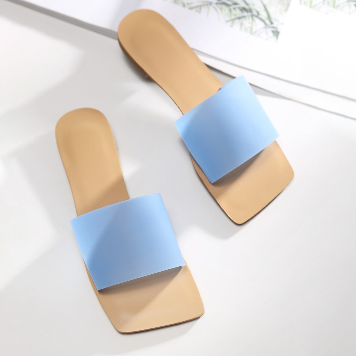 Latest Women Flat Sandals Outdoor Slide Sandal Shoes for Ladies