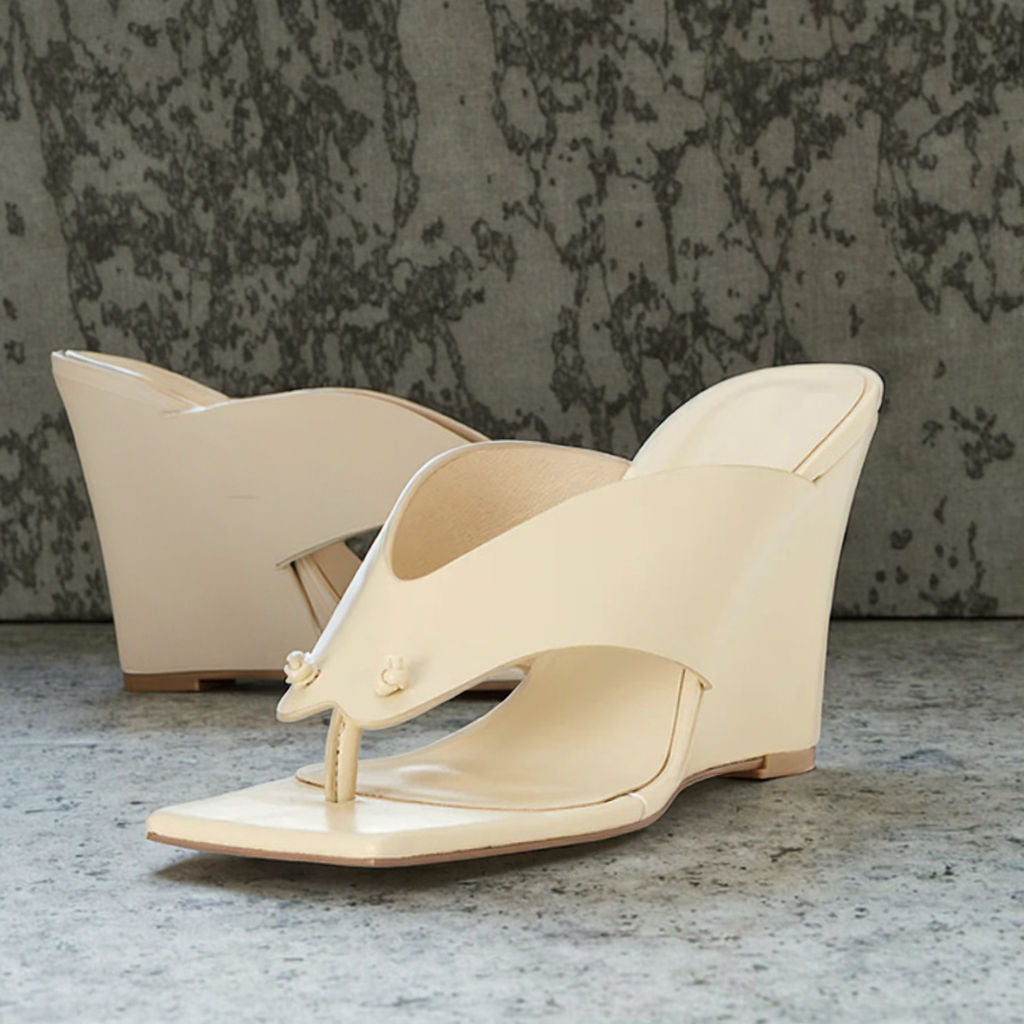Women Fashion Platform Flip Flops Wedge Slipper Sandals Top Grade Leather High Heel Flip Flop Wedge Sandals for Girls