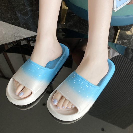 New Gradient Slippers for Women Summer Shoes Beach Sandals for Women and Ladies Anti Slip Outdoor Cute Home Slides Slippers